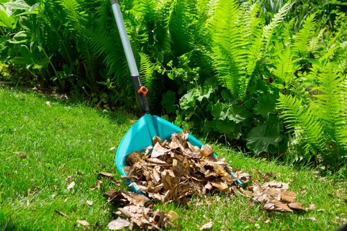 Miniatura 4 de Gardena Combisystem Rastrillo de pala: rastrillo de pala fácil de manejar para rastrillar juntos y levantar hojas y residuos de jardín, cuenta