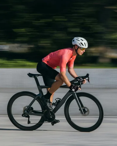 Miniatura 6 de BATFOX Guantes de ciclismo para hombres y mujeres, guantes de bicicleta de medio dedo con almohadilla antideslizante que absorbe los golpes