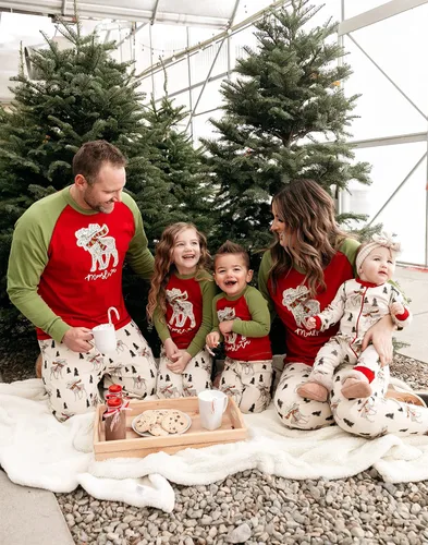 Miniatura 5 de Lazy One Pijamas de Navidad a juego para la familia, lindos pijamas de Navidad para adultos, adolescentes, niños, bebés y perros.