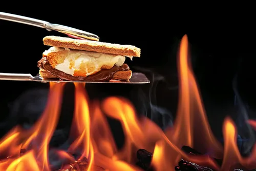 Miniatura 8 de Kit S'mores Artículos empaquetados individualmente 48 artículos Contiene: chocolates + galletas Graham + malvaviscos Ideal para reuniones