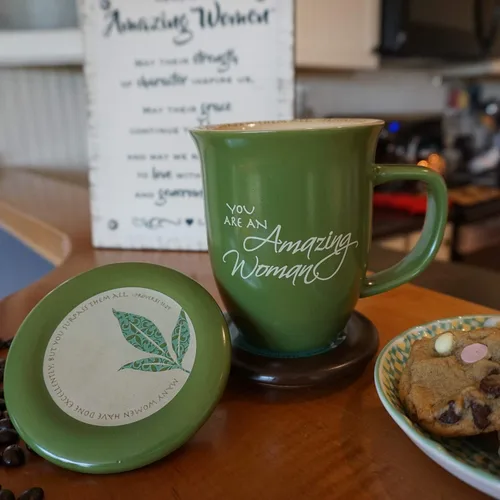 Miniatura 9 de Abbey Gift Juego de taza y posavasos de cerámica "Amazing Woman" Verde