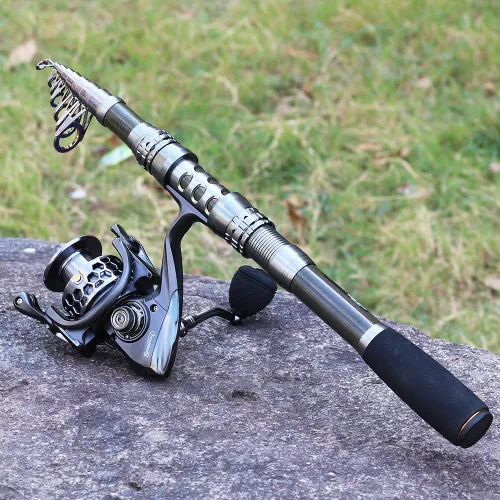 Miniatura 6 de Sougayilang Combo de Caña de Pescar y Carrete con Caña Telescópica y Carrete Giratorio, Bolsa de Transporte para Viajes de Pesca en Agua Dulce