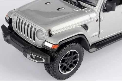 Miniatura 4 de Motormax Motormax 79365 - Camión pickup de juguete Gladiator Overland (parte superior cerrada) plateado metálico 124-127 modelo de auto fundido a