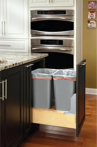 Miniatura 7 de Rev-A-Shelf Botes de basura dobles extraíbles de 50 cuartos de galón para debajo del gabinete con sistema de deslizamiento suave de apertura