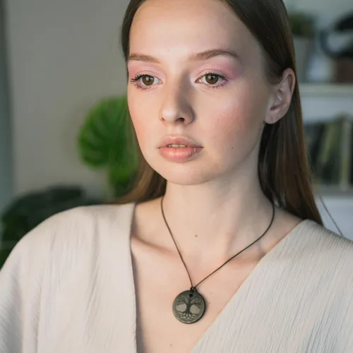 Miniatura 5 de Karelian Heritage Colgante Shungite de forma redonda Colgante de joyería de cristal negro natural espiritual curativo Collar de amuleto