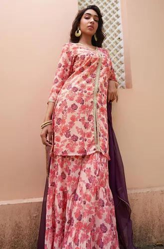 Miniatura 4 de Janasya Conjunto Kurta Embellecido con estampado floral digital rosa Georgette para mujer