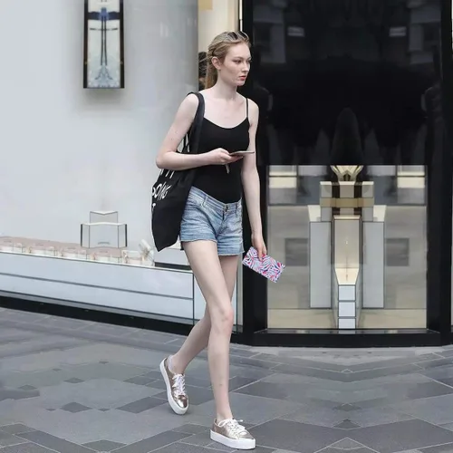 Miniatura 32 de HUA ANGEL Billetera para mujer, ultra delgada y delgada, con bloqueo RFID, tarjetero de crédito, doble embrague, carteras largas, regalo para A-ámbar