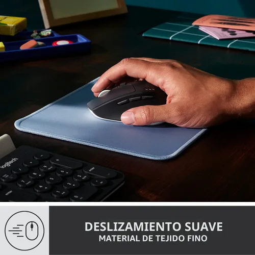 Miniatura 2 de Logitech Alfombrilla para mouse - Studio Series, alfombrilla de mouse para computadora con base de goma antideslizante, fácil deslizamiento