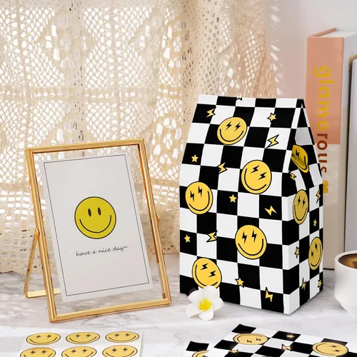 Miniatura 6 de AnyDesign 24 bolsas de regalo para fiesta de cumpleaños de un día feliz, bolsas de regalo con etiquetas adhesivas, bolsas de regalo a cuadros