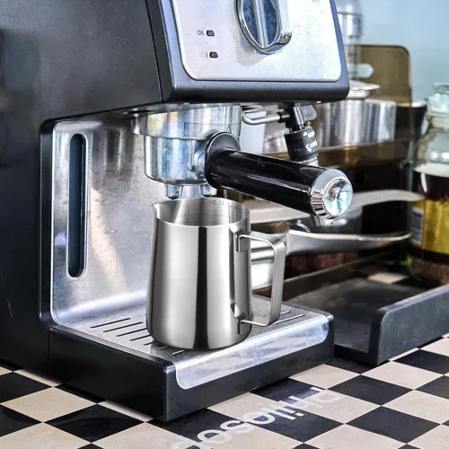 Miniatura 4 de Espresso Milk Frothing Pitchers 12oz/20oz Milk Frother Pitcher 304 Stainless Steel Barista Milk Steaming Jug Cup for Making Coffee Cappuccino Latte