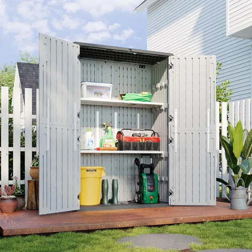 Aoxun Cobertizo de almacenamiento para exteriores de resina blanca con 2 estantes y piso, gabinete vertical impermeable de 64 pies cúbicos para