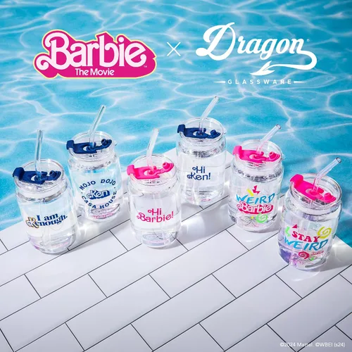 Miniatura 7 de Dragon Glassware x Barbie La Película - 16 oz Tazas de vidrio con tapas y popotes, Juego de 2 - Tazas de café helado con tapas - Vaso de vidrio