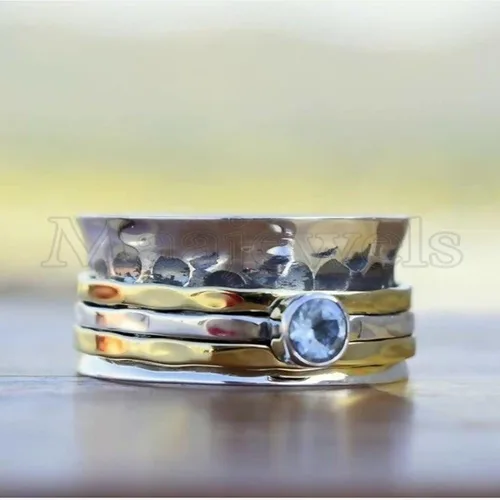 Miniatura 2 de Blue Topaz Fidget Spinner Ring, Sterling Silver Hammered Band Ring, Handmade Boho Birthstone Jewelry, Meditation Spinner Ring, Women’s Gift for