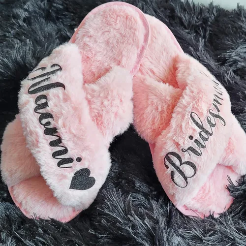 Miniatura 6 de Custom Fluffy Slippers for Women - Sizes XS - XL (US 4-12) - Personalized Bridesmaid Slippers - Custom Gift for Her