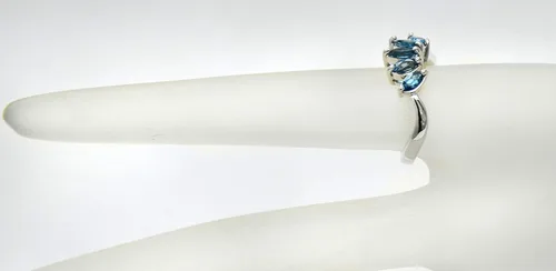 Miniatura 2 de RB Gems - Anillo de plata de ley 925 diseño de marquesa de 08 quilates chapado en rodio corona de 5 piedras