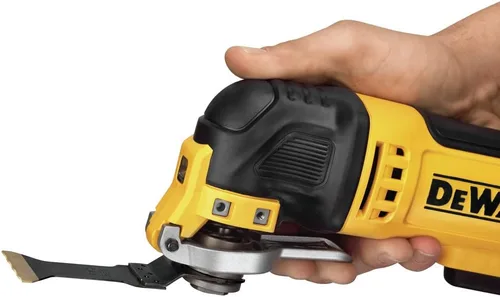 Miniatura 5 de DEWALT Herramienta Oscilante, 3 Amperios, con Cable, Incluye Hojas para Madera, Papel de Lija y Bolsa de Herramientas (DWE315K)