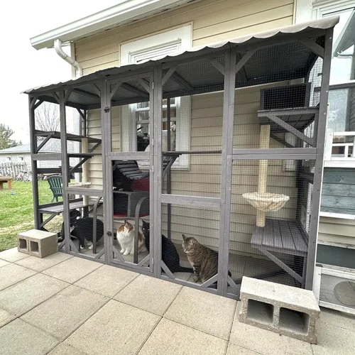 Miniatura 8 de Aivituvin Window Catio Outdoor Cat Enclosure Super Large Walk in Cat House with 6 Platforms and 2 Scratching Posts for Cats,104" L x 34" W x 69.5" H