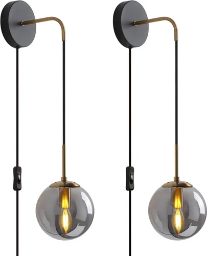 Miniatura 8 de Juego de 2 apliques de pared negros y latón dorados. Juego de 2 apliques de pared enchufables con pantalla de vidrio ámbar globo, lámparas de pared