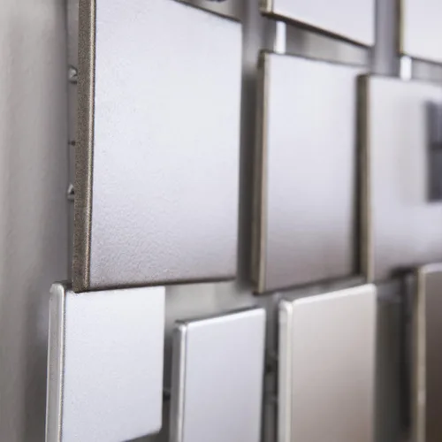 Miniatura 9 de SEI Furniture Wavson - Escultura de pared, diseño geométrico 3D, arte de pared de montaje único, plateado, 47.00 x 2.25 pulgadas