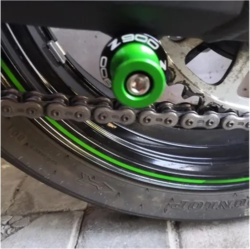 Miniatura 4 de Tornillos de soporte deslizante para carretes de basculante CNC de motocicleta de 0.315 in para Kawasaki Z900 Z 900 Z650 Z 650 2017-2022 2021 2020