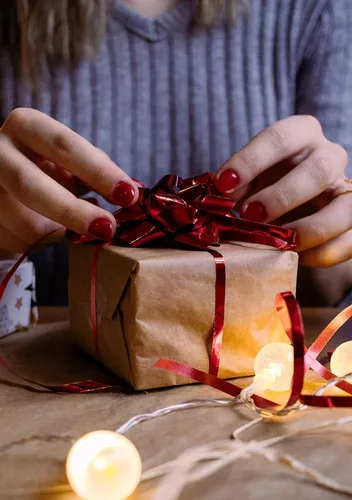 Miniatura 5 de ValBox Cajas de regalo de 8 x 8 x 4 pulgadas, 12 cajas de regalo de papel marrón con tapas para regalos, regalo de boda, caja de propuesta de dama