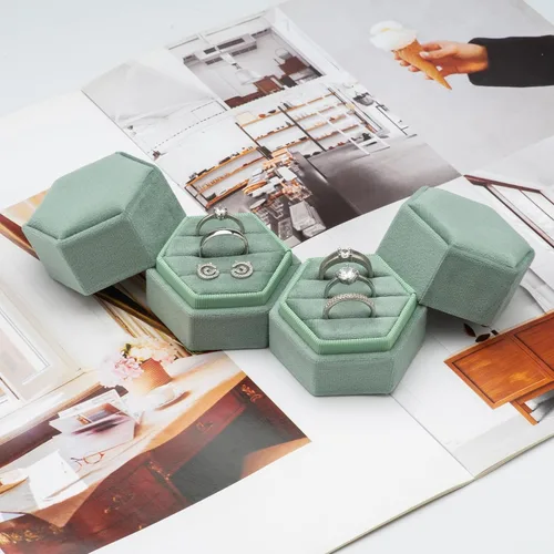 Miniatura 4 de Caja hexagonal para anillos de terciopelo con 3 ranuras para ceremonia de boda, propuesta, compromiso, cumpleaños (verde salvia)