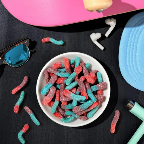 Miniatura 8 de Trolli Sour Brite Crawlers, caramelos, sabor frutos rojos, dulce y ácido, gusanos de goma, 7.2 onzas