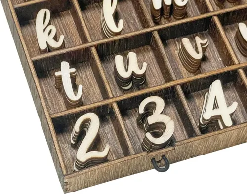 Miniatura 7 de 682 letras del alfabeto de madera de 1 pulgada, números de madera, mini letras mayúsculas y bajas con caja de almacenamiento rústica para decoración