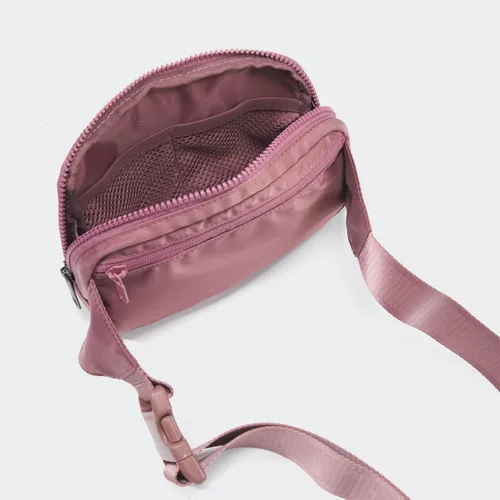 Miniatura 6 de Pander Riñonera grande de 2 litros, impermeable, para mujeres y hombres con correa ajustable.