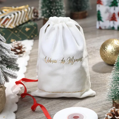 Miniatura 8 de UNIQOOO 8 adornos de marcos de fotos de acrílico negro de Navidad para mostrar fotografías, 2.5 x 2.5 pulgadas decoración colgante festiva, marcos