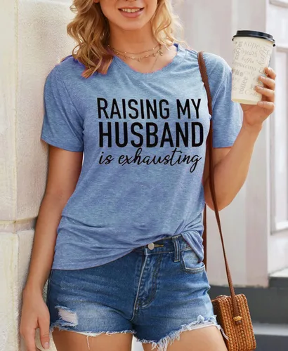 Miniatura 2 de Camiseta divertida para mujer "Raising My Husband is Exhausting" Regalos para esposa Navidad