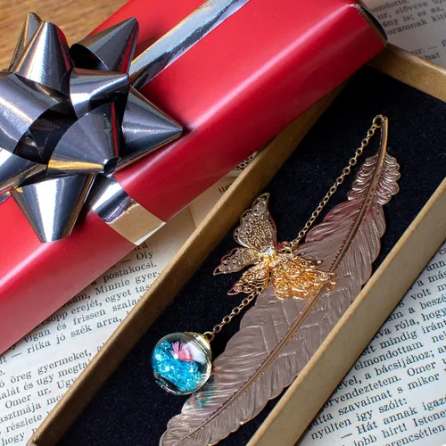 Miniatura 5 de Toirxarn Marcapáginas de Pluma Dorada para Mujeres con Colgante de Mariposa y Caja de Regalo – Ideal para Amantes de los Libros, Bibliotecarios