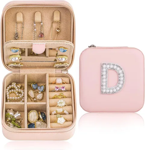 Qncssk Joyero de viaje para mujeres y niñas, pequeño joyero organizador de almacenamiento con perlas con purpurina inicial - Mini elegante regalo de