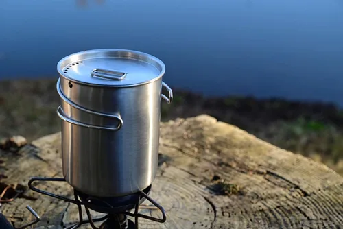 Miniatura 9 de Botella de agua de acero inoxidable Gearland con taza de camping anidada y tapa para bolsa de evacuación, equipo de supervivencia en la naturaleza