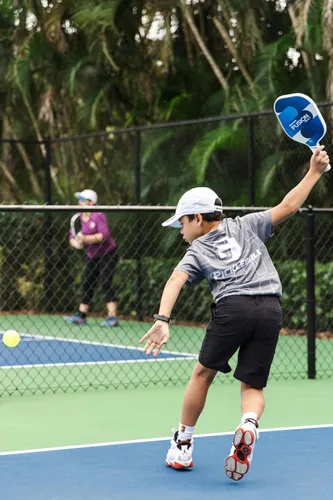 Miniatura 4 de Gamma Fusion Pickleball Paddle, USAPA Approved Pickleball Paddles, 8" Fiberglass Face, Boosts Hit Potential for Beginners & Intermediate Players