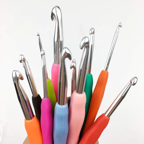 Miniatura 5 de Mdoker Ganchos de ganchillo extralargos, agarre ergonómico, mango suave para ganchillo hecho a mano, agujas de ganchillo para manos artríticas