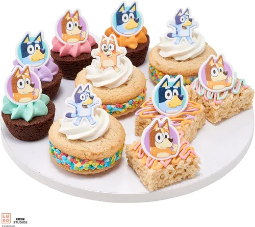 Miniatura 9 de DecoPac Bluey So Much Fun Anillos, 24 decoraciones para cupcakes con Bluey, Bingo, Bandit y Chilli, 3D seguros para alimentos, paquete de 24