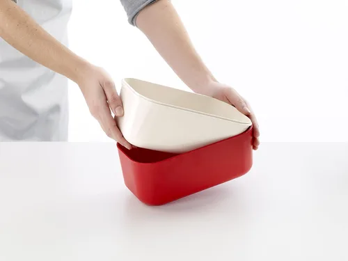 Miniatura 7 de Lékué Caja de hielo Rojo Bandeja de hielo para congelador con tapa y contenedor Hecho con silicona 100% platino Cubos de hielo