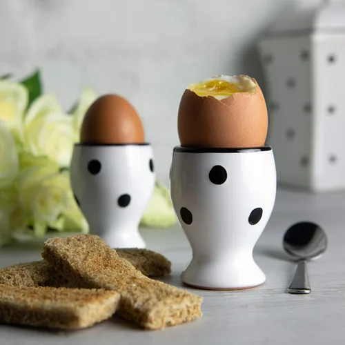 City to Cottage Juego de 2 portavasos de cerámica para huevos, tazas suaves para huevos hervidos, soportes para huevos duros, taza para servir