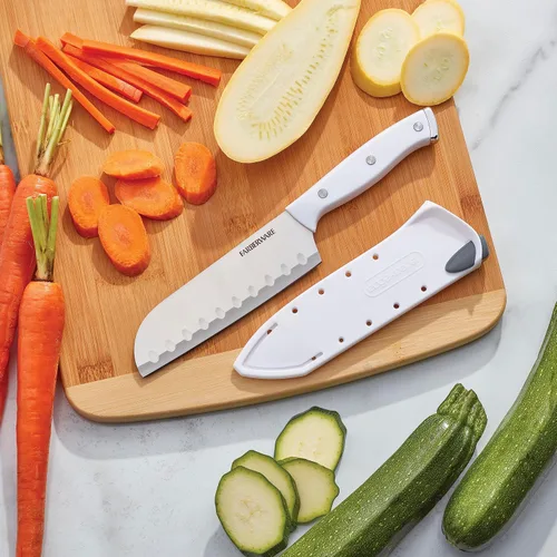 Miniatura 3 de Farberware Edgekeeper Cuchillo Santoku con triple remache con cubierta de hoja autoafilable, cuchillo de cocina de acero inoxidable de alto carbono