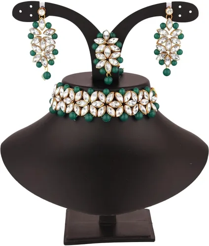 Miniatura 7 de Efulgenz Indian Jewelry Crystal Choker Faux Pearl Floral Necklace Earrings Maang Tikka Bollywood Wedding Bridal Jewelry Set for Women