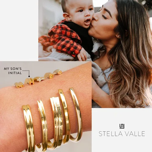 Miniatura 2 de Stella Valle Initial Charm Bracelet - 18K Gold Plated Brass Cuff Bracelet in the Shape of Initial