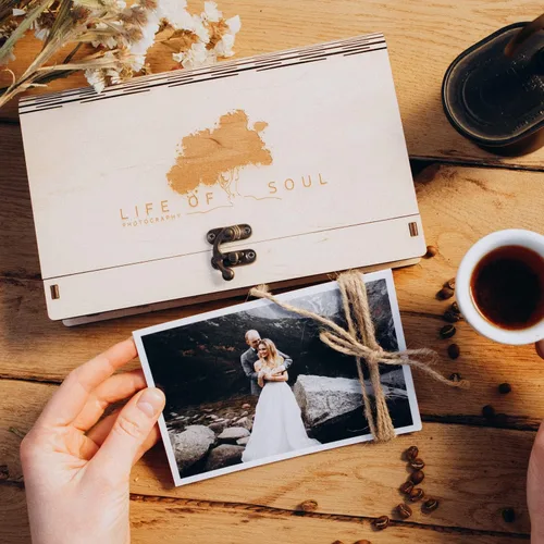 Miniatura 7 de Caja de fotos de boda para impresiones, caja de memoria de madera para fotos y unidad flash USB 3.0 (opcional), caja de regalo personalizada