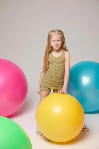 Miniatura 19 de Lilax Pantalones cortos de baile básicos y suaves para niñas para gimnasia o debajo de las faldas