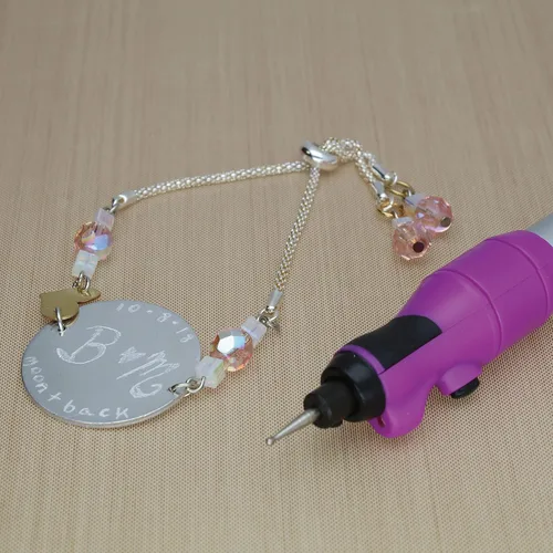 Miniatura 7 de The Beadsmith Juego de grabador – Micro grabador a batería con foco y 2 puntas redondas de diamante – 10 puntas de diamante – Ideal para grabar