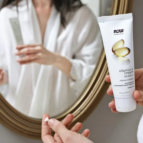 Miniatura 4 de NOW Solutions, Crema de vitamina E 28,000 UI, humedad intensa, vitamina E concentrada, 4 onzas