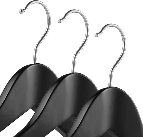 Miniatura 2 de Casafield - 6 perchas negras de madera con hombros anchos - Madera de loto premium, barra antideslizante para pantalones y gancho giratorio cromado
