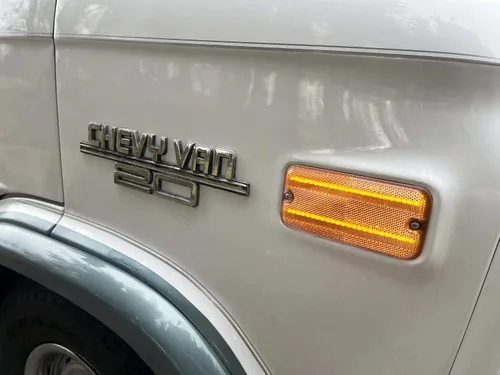 Miniatura 4 de iJDMTOY Kit de luz de marcador lateral frontal y trasero con lente semitansparente ámbar/rojo, compatible con GMC/Chevy Van Sportcan Vandura SaVana