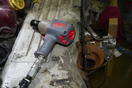 Miniatura 6 de Ingersoll Rand 2146Q2MAX Llave de impacto neumática de 1", silenciosa, torque de aflojamiento de tuercas de 2,000 ft-lbs, servicio de mantenimiento