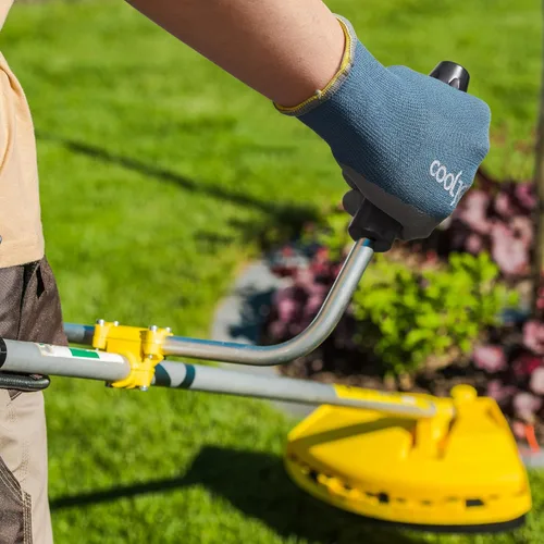 Miniatura 4 de COOLJOB Guantes de trabajo de seguridad de nitrilo de microespuma para jardín con dedos táctiles, 6 pares, guantes ligeros para manos sudorosas